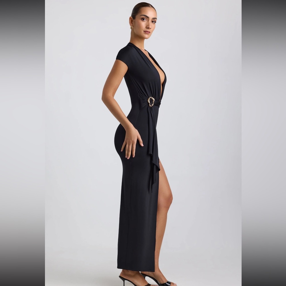 OH POLLY- NWT- Slinky Jersey Plunge Hardware Detail Maxi
Dress in Black-SIZE 8 - Picture 4 of 6
